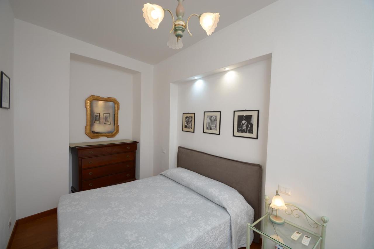 Soana Apartment Genoa Exterior photo